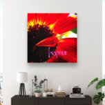 Toile Red Gerber Daisy Closeup Photo Bold Modern Inspire<br><div class="desc">"Inspire." Une photo de fond d'une marguerite rouge-orange et jaune vif vous rappellera une chaude journée d'été. Détendez-vous et découvrez l'inspiration de cette photographie chaque fois que vous regardez cette toile d'art graphique étonnante. Fait un grand cadeau stimulant et inspirant! Vous pouvez facilement personnaliser cet art mural plus je propose...</div>