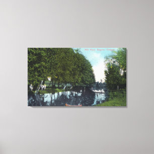 Toile Rivière pittoresque avec le canoë SceneEugene, OU