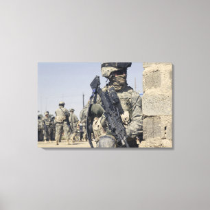 Toile Soldat armé avec un MK-48
