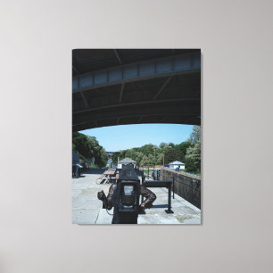 Toile Statue de photographe avec le canal Érié en arrièr
