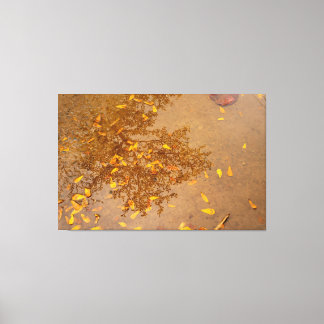 Toile Title: Amber Echoes in the Rain