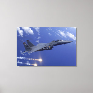 Toile Un aigle de frappe F-15E de la Force aérienne