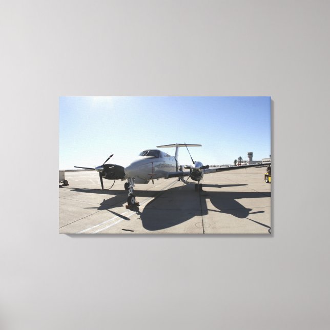 Toile Un avion UC-12F King Air (Recto)
