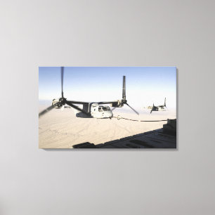 Toile Un balbuzard MV-22 réapprovisionne en combustible
