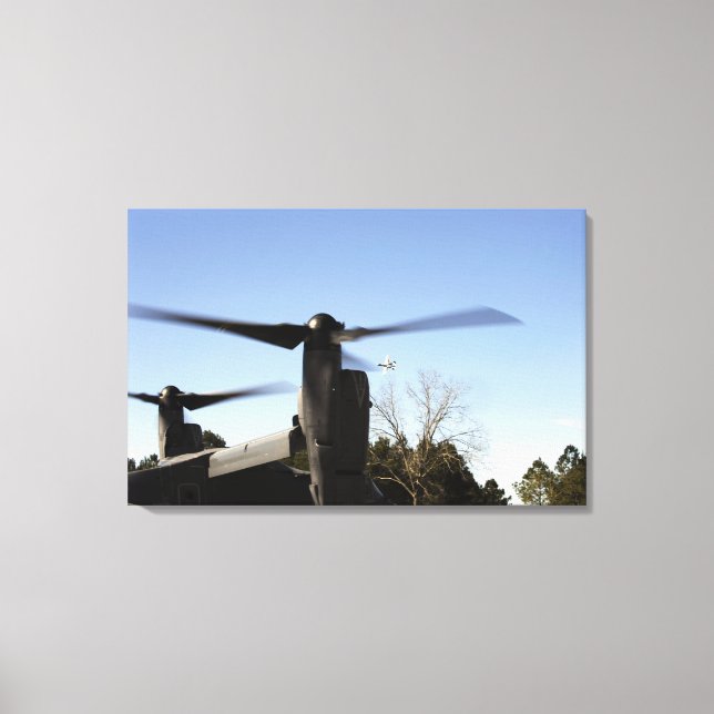 Toile Un CV-22 Osprey se prépare à décoller (Recto)