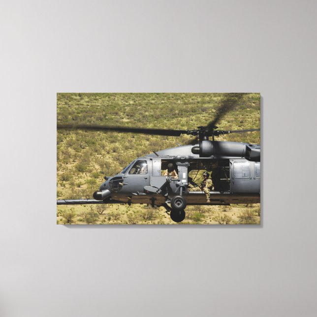Toile Un HH-60 Pave Hawk survole le désert (Recto)