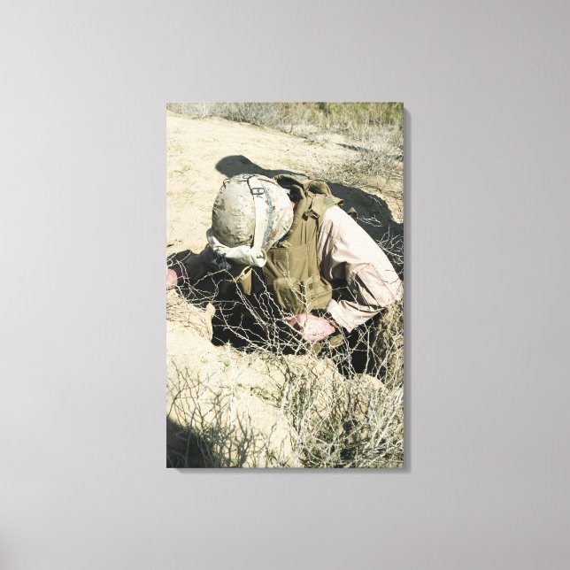 Toile US Marine saute dans un trou (Recto)