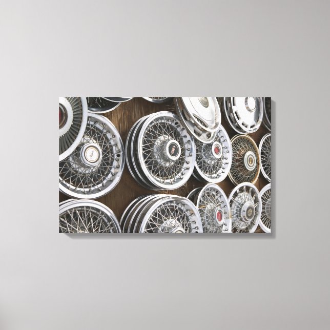 Toile USA, Nouveau Mexique, Prewitt : Auto Hubcaps / Rt. (Recto)