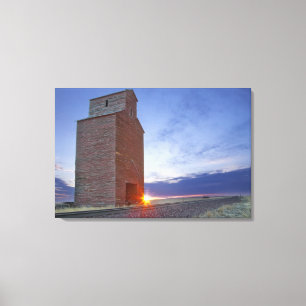 Toile Vieux grenier à Collins Montana au lever de solei