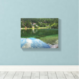 Toile Village du lac alpin – Montagne aux eaux cristalli