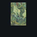 Toile Vincent van Gogh - Grand paon de nuit<br><div class="desc">Grand papillon de nuit (1889) de Vincent van Gogh est une peinture de nature post-impressionniste de style nature morte de beaux-arts anciens. Un insecte, le papillon Saturnie, dans un jardin printanier avec des fleurs de calla et d'autres plantes. Van Gogh l'a appelé un "papillon de tête de mort" et a...</div>