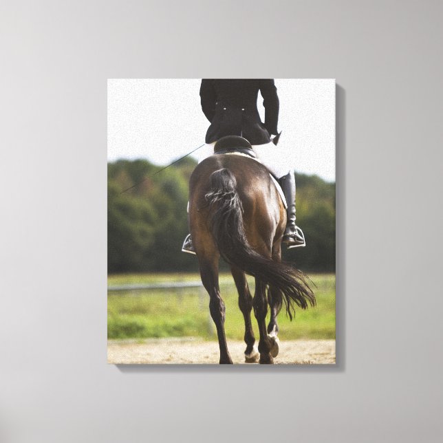 Toile vue arrière du coureur de dressage féminin en exer (Recto)