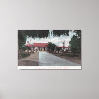 Vue de la passerelle principale vers le parc Idora