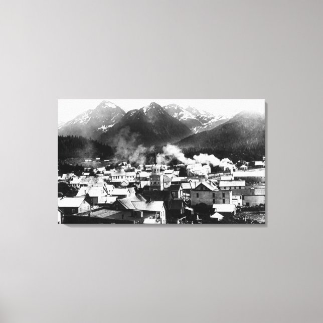 Toile Vue de la ville de Sitka, Alaska avec Pyramide (Recto)