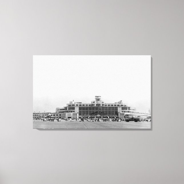 Toile Vue extérieure de l'aéroport international de Seat (Recto)