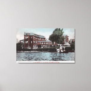 Toile Vue extérieure d'un sanatorium sur le rivage de