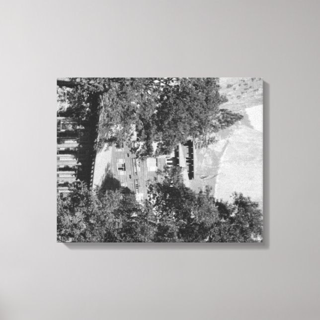 Toile Yosemite, CA - The Ahwahnee Lodge and El Capitan (Recto)