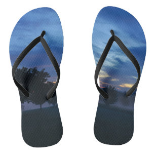 Tongs Aube et brouillard