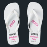 Tongs Bachelorette Party Favoriser la typographie modern<br><div class="desc">Ces tongs de typographie moderne sont un parfait simple remerciement pour toute mariée qui organise une fête de bachelerotte en été ou à la plage ! Personnalisez avec le nom de la mariée,  le nom de votre demoiselle d'honneur/ami et la date de la fête de bachelorette.</div>