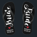 Tongs Bride Mariage personnalisé Choisissez votre couleu<br><div class="desc">Promenez-vous confortablement le jour de votre mariage avec ces tongs personnalisées. On peut les customiser avec le nom et la date du mariage de la mariée. L'arrière - plan est noir, mais vous pouvez changer la couleur en cliquant sur Customiser. En raison du texte blanc, ce design est le mieux...</div>