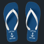Tongs Capitaine de bateau marin bleu marine<br><div class="desc">Boucles d'appui nautiques personnalisées bleu et blanc du capitaine d'ancre nautique. Des pantoufles de plage personnalisées avec logo d'ancre de navire. Des sandales maritimes pour les amateurs de voile et de voile. Couleur personnalisable. Cool cadeau de fête d'anniversaire ou une idée de fête pour les amis, papa, mari, oncle, grand-père,...</div>