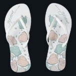 Tongs CHAUSSURES mariages | Coquillages modernes Corail<br><div class="desc">Corail funky et design de coquillages turquoises. Calligraphie manuscrite qui dit marié - parfait pour le marié à porter sur la plage pour sa cérémonie de mariage sur la plage. Conception créée pour TheBarefootBride™ par © WhimsicalArtwork™. Il fait partie d'une collection de papeterie mariage avec accessoires mariages assortis également baby...</div>