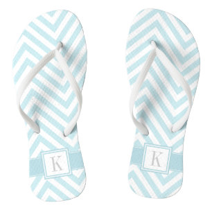 Tongs Chevrons bleu clair et blanc avec Monogramme