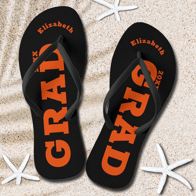 Tongs Classe supérieure noire et orange (Black and Orange Graduation Senior Class Flip Flops)