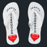 Tongs Coeurs de jeune mariée d'équipe du mariage de<br><div class="desc">La coutume, amusement romantique de sandales de bascule électronique de mariage de plage de coeurs, coeur rouge conçoivent en bas. Lit l'équipe, puis jeune mariée, sur l'autre sandale dans les lettres élégantes et blanches. La demoiselle d'honneur est imprimée en bas du milieu dans les lettres modernes et noires. Changez pour...</div>