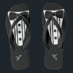 Tongs Couleur de Personnaliser Tuxedo -Groomsmen<br><div class="desc">La touche parfaite à votre plage de destination ou mariage au bord de la piscine. CUSTOMISEZ LA COULEUR - tongs avec un tuxedo formel noir, chemise blanche et cravate arc. Vos groomsmen vous aideront à vous marier avec style avec ces "Formal Tuxedo Flip-Flops" à la mode Ajouter un style mariage...</div>