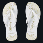 Tongs Dentelle d'or sur blanc Élégante femme de Mariage<br><div class="desc">Ces belles tongs mariages sont une excellente façon de remercier et de reconnaître votre bonne d'honneur tout en lui épargnant les pieds en même temps. Dispose d'un design élégant avec des garnitures en dentelle dorée sur un arrière - plan blanc et des lettres de script de couleur or fantaisie. Le...</div>