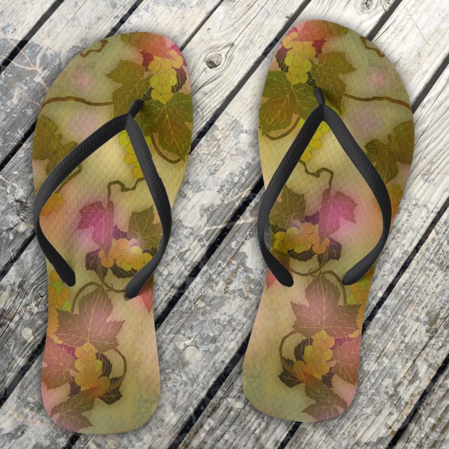 Tongs Élégant feuilleton Art Vin (Flip flops featuring an artistic design of colorful grapes and vines - for a wine lover)