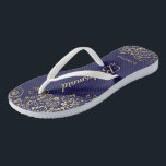 Tongs Elégant Mariage de femme de chambre bleu marine<br><div class="desc">Ces tongs de mariage élégants sont une excellente façon de remercier et de reconnaître vos demoiselles d'honneur, tout en donnant à leurs pieds un repos après une longue journée. Le design élégant est orné de dentelles dorées sur un arrière - plan bleu marine et de lettres de script dorées de...</div>