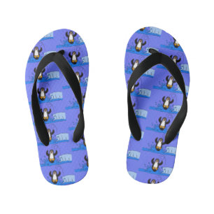 Tongs Enfants Caricature de manchot joyeux sautant