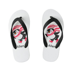 Tongs Enfants Pingouin de Noël dans un Casquette et écharpe sur