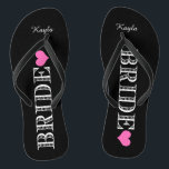 Tongs Épouse de coeur noire/rose<br><div class="desc">Des tongs de mariage amusants,  roses et noirs.</div>