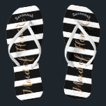 Tongs Homme d'honneur personnalisé ou couleur<br><div class="desc">Roses blanches, Noires et Blancs Motif - Changez dans n'importe quelle couleur en cliquant sur personnaliser. Et dis tout ce que tu veux. Faites-en un de ces flip flops qui ont VOTRE message sur eux. Parlez de la plage ! Personnalisé avec votre nom ou quelque chose et titre ou votre...</div>