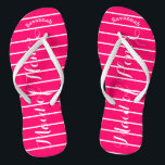 Tongs Homme d'honneur rose<br><div class="desc">Motif Grilles roses et blanches - Modifiez la police en n'importe quelle couleur en cliquant sur personnaliser. Et dis tout ce que tu veux. Faites-en un de ces flip flops qui ont VOTRE message sur eux. Parlez de la plage ! Personnalisé avec votre nom ou quelque chose et titre ou...</div>