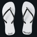 Tongs Juste Marié marié Groom Flip Flops Wedding shower<br><div class="desc">Des tongs parfaits pour la lune de miel des jeunes mariés.</div>