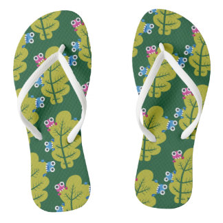 Tongs Les insectes mignons mangent la feuille verte
