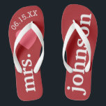 Tongs M. et Mme Lune de miel personnalisée avec coeur<br><div class="desc">Un design parfait pour un mariage à la plage ou pour une lune de miel. Remplacez la Mme par M. pour faire une paire de coordination.</div>