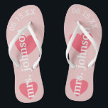 Tongs M. et Mme Lune de miel personnalisée avec coeur<br><div class="desc">Blush Pink - Un design parfait pour un mariage à la plage ou pour une lune de miel. Remplacez la Mme par M. pour faire une paire de coordination.</div>