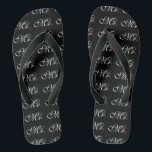 Tongs M. Mari A Groom Ses Hers Nouvelles Mauvaises Maiso<br><div class="desc">M. et Mme Husband Femme Ses Hers Newly Weds sur un ensemble personnalisé de tongs à porter ou à partager. Les motifs de broderie que vous pouvez facilement personnaliser sont disponibles dans une sélection d'options de couleurs populaires. Utilisez le lien "Demandez à ce concepteur" pour nous contacter avec vos demandes...</div>