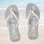 Tongs Maid of Honor Wedding Favor Nom Monogram Grey<br><div class="desc">Surprenez votre femme d'honneur avec ces tongs amusants - personnalisez avec son nom ou son monogramme et votre date de mariage. La couleur arrière - plan peut facilement être changée pour correspondre aux couleurs mariages. Favorise parfaitement la fête de mariée - quelque chose qu'elle peut porter pendant le mariage ou...</div>