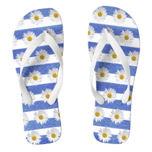 Tongs marguerites sur bande d'aquarelle bleue sur blanc