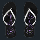 Tongs Mariée personnalisée (violet)<br><div class="desc">Des tongs de mariage marié noirs et violets,  faits sur mesure,  amusants et personnalisés.</div>