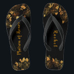 Tongs Matron of Honor Luxury Black Gold Foliage Motif<br><div class="desc">Ce magnifique matron motif de feuillage noir et or de flip flops d'honneur possède une luxueuse palette de noir et or, avec un superbe motif floral doré et une typographie moderne dressée contre un arrière - plan noir, exsument l'élégance et le raffinement. C'est un beau cadeau pour votre fête de...</div>