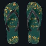 Tongs Mère de la mariée Emerald Green & Gold Foliage<br><div class="desc">Ces magnifiques tongs de feuillage vert émeraude et doré Mère de la Mariée présentent un feuillage doré motif et une typographie moderne sur un arrière - plan vert foncé intemporel. C'est un beau cadeau pour votre fête de mariée. Affichez la collection sur cette page pour rechercher les éléments correspondants. customisez-le...</div>