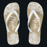 Tongs Pays nuptial Vintage Russe Burlap et dentelle<br><div class="desc">Vintage Bridal Country Rustic Burlap and Lace Flip Flops - décoré d'un bracelet et d'un arrière - plan imprimé dentelle. Utilisez pour les cadeaux de douche nuptiale,  les cadeaux de Noël et plus encore.</div>
