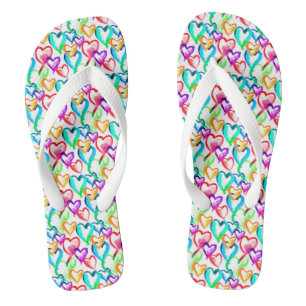 Tongs plats à motif de cœurs aquarelles colorés mi